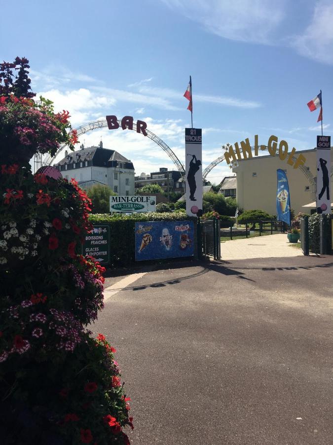 Vila La Petite Jeanine Villers-sur-Mer Exteriér fotografie